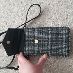 Crossbody Cell Phone Bag NWOT